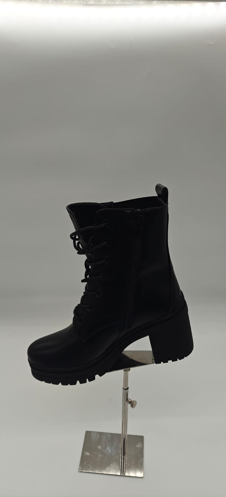 Bottine a lacets