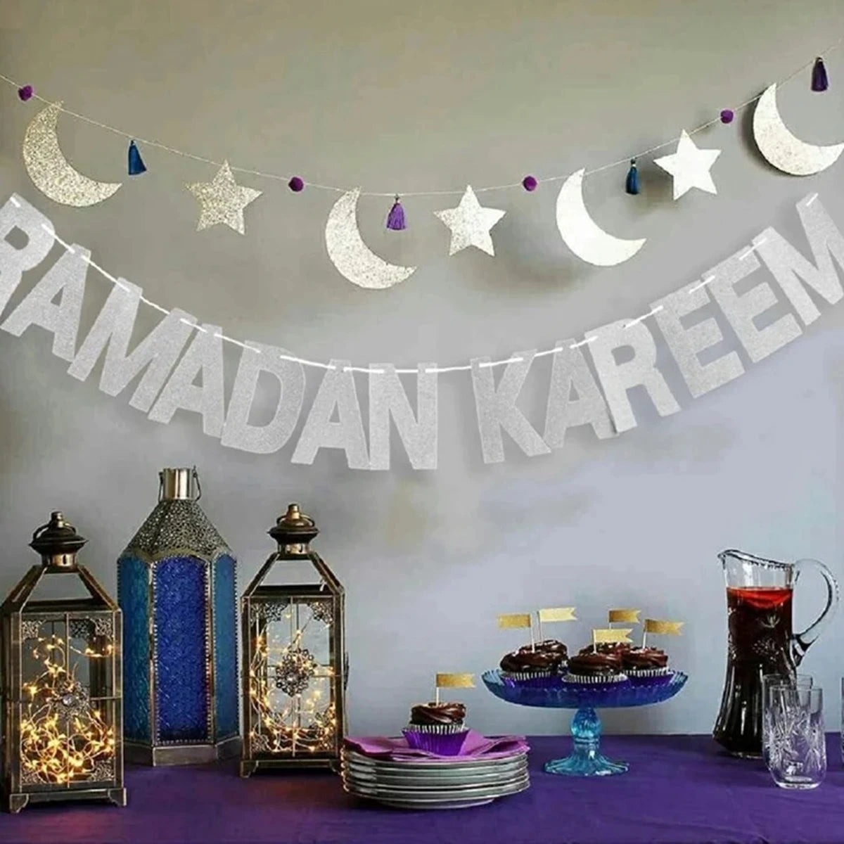 Ensemble de Décoration Ramadan Eid Mubarak : Assiettes, Bannière, Ballons et Vaisselle de Table - Décoration de Fête Islamique pour l'Eid Al Adha