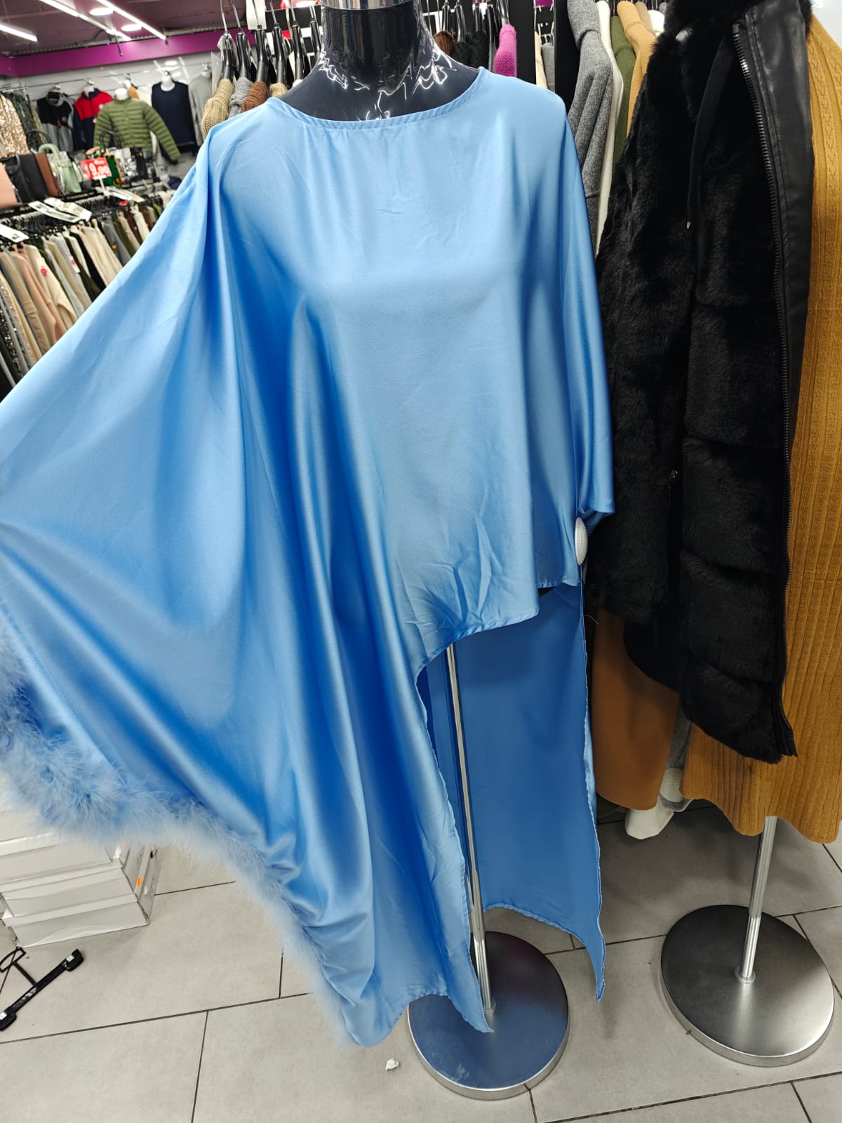 Ensemble abaya tunique à plumes